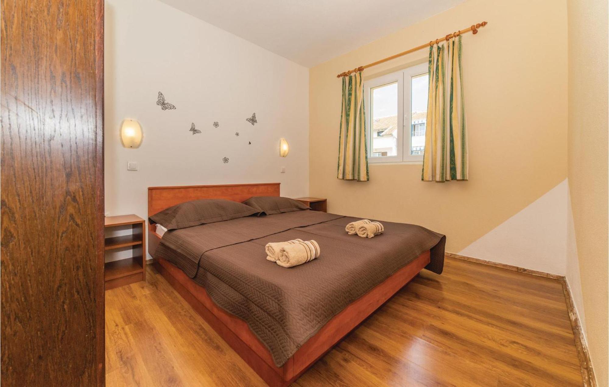 Pet Friendly Apartment In Biograd With Kitchen Biograd Na Moru Eksteriør billede
