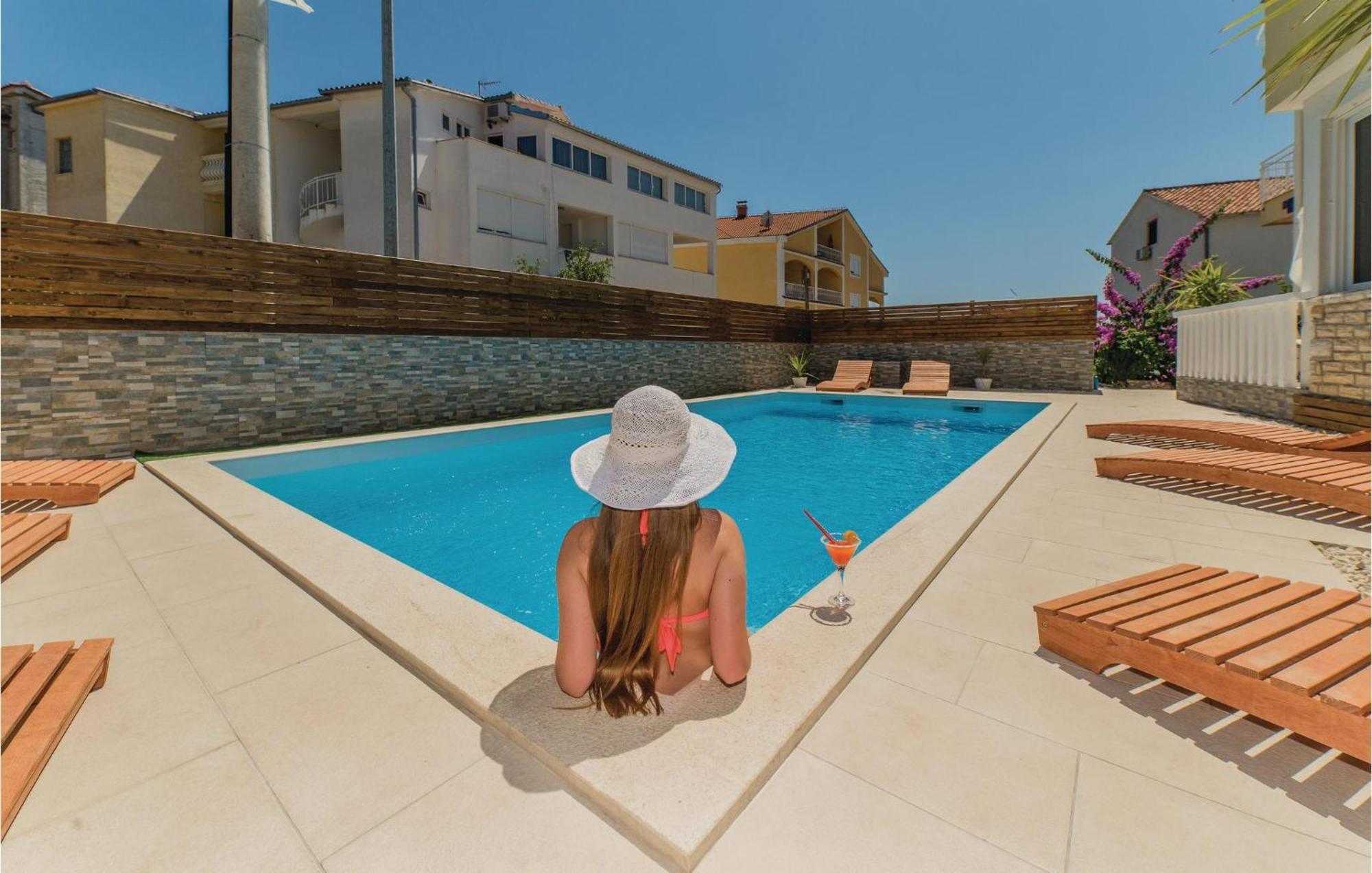 Pet Friendly Apartment In Biograd With Kitchen Biograd Na Moru Eksteriør billede